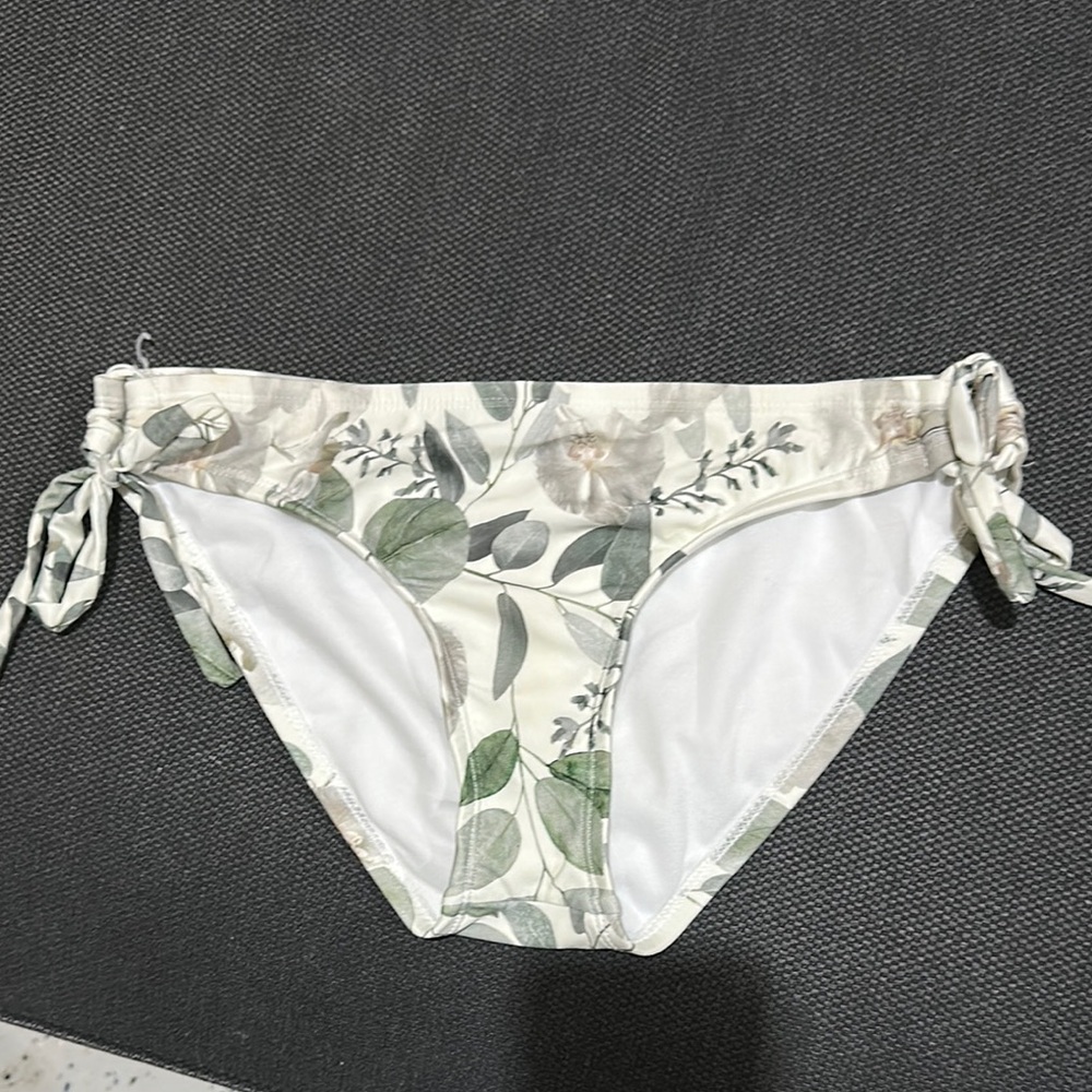 ANTONIO MELANI Floral Bikini Bottom - Green and Cream